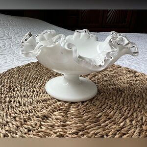 Vintage Rare perfect condition Ruffled Milk Glass Compote Candy Dish - White
